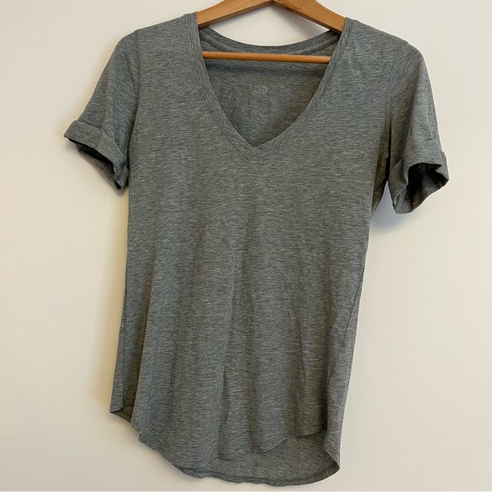 Lululemon Love Tee Short Sleeve V-Neck T-Shirt